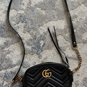 Gucci Double G Marmont Small- Black